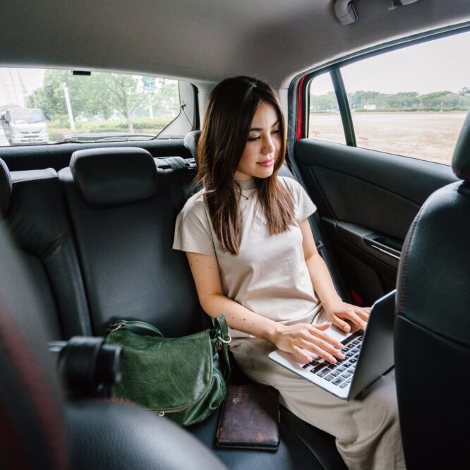 pexels mentatdgt 1346184